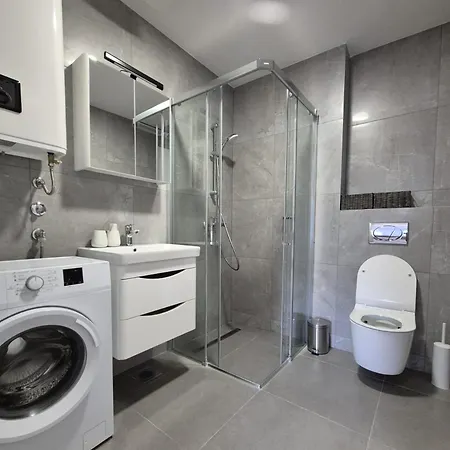 Nocturno Apartment *